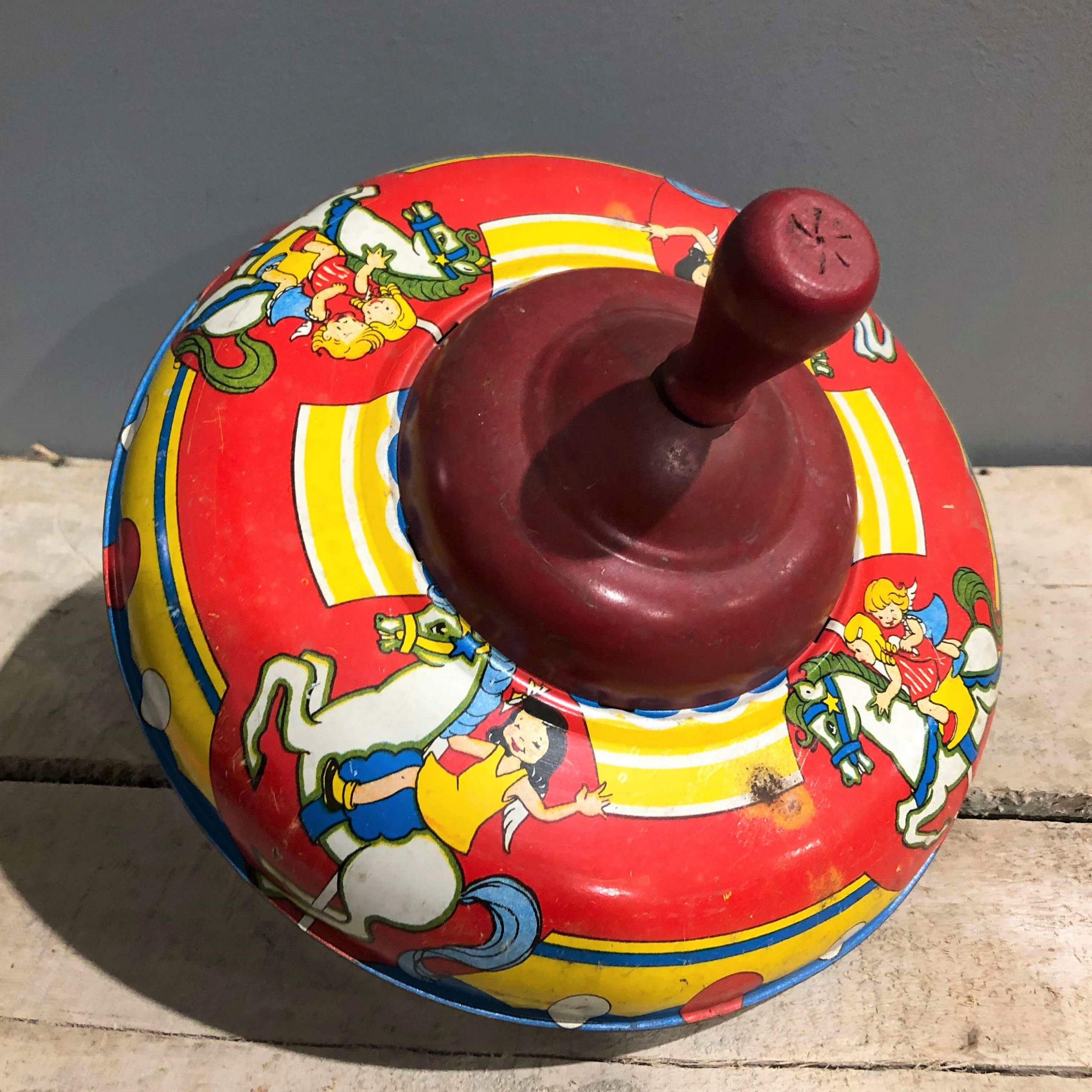 Old Fashioned Spinning Top Toy | canoeracing.org.uk