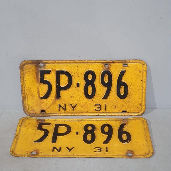1931 NY Licence Plate Pair 31183