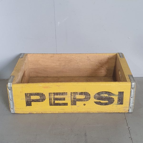 2022047 Pepsi Crate