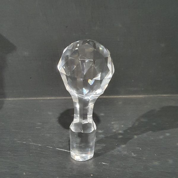 2022237A crystal vinegar bottle