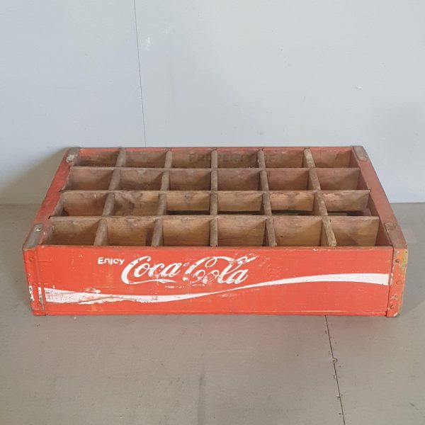 2022433 Coke crate