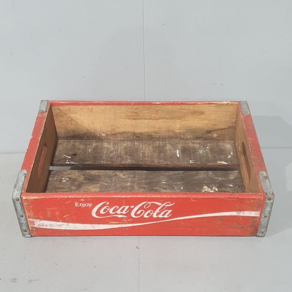 2022443 Coke Crate