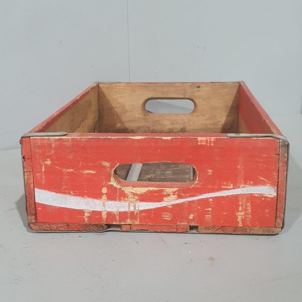 2022443 Coke Crate