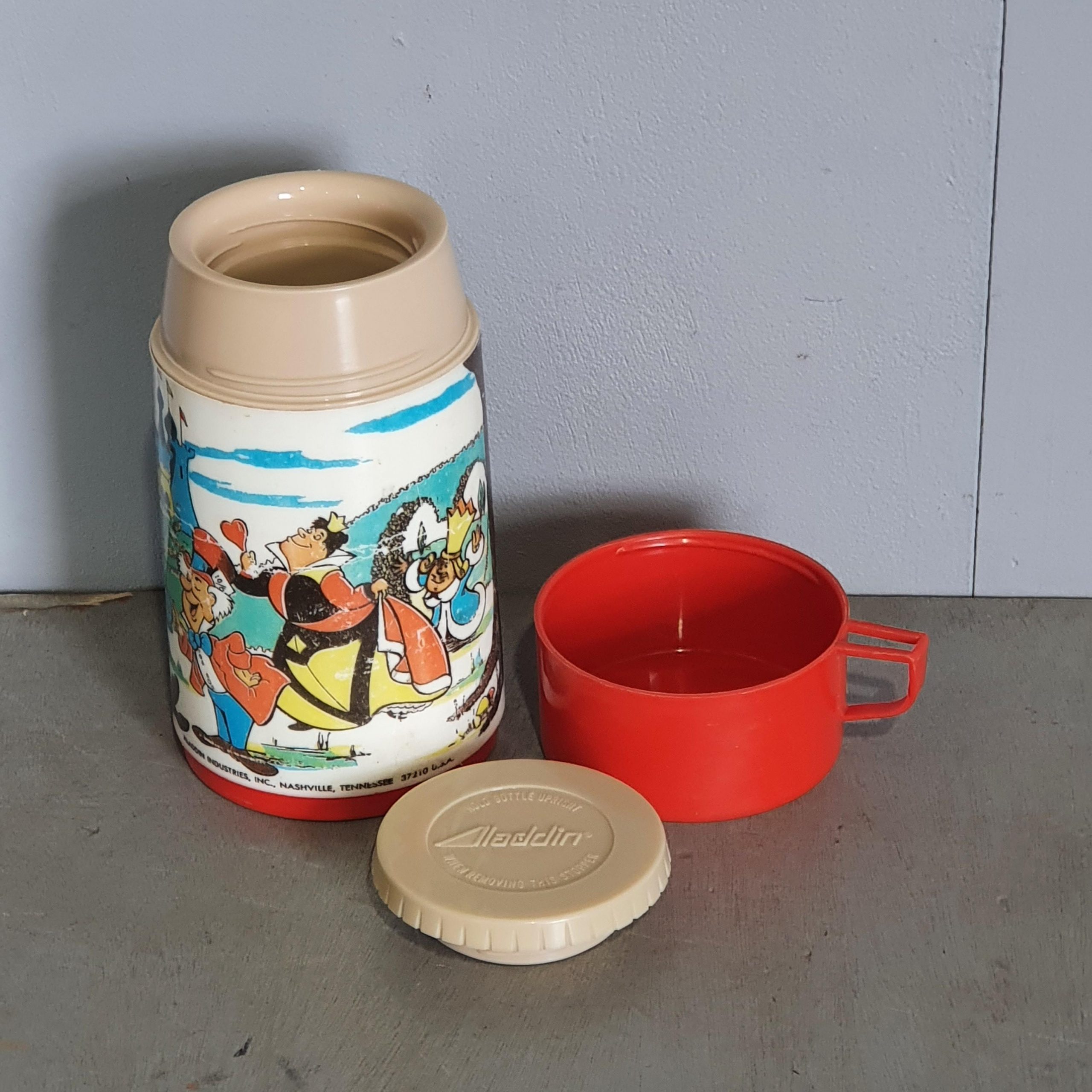 Vintage Disney’s Alice in Wonderland Thermos Flask | Tramps UK