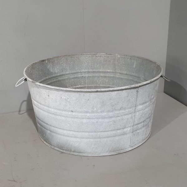 2022278 Galvanised tub