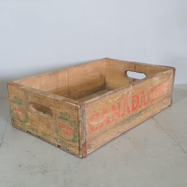 2104276 Canada Dry crate