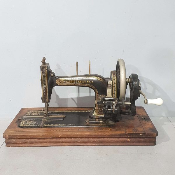 31246 Harris Family Sewing Machine