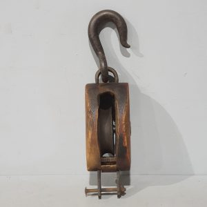 10821 Single Wooden Pulley