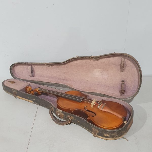 31402 Violin and Case