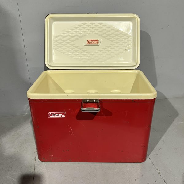 20222036F Red Coleman Cool Box