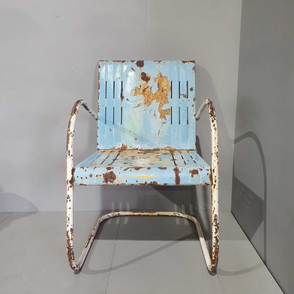 20222142 Blue and White Metal Chair